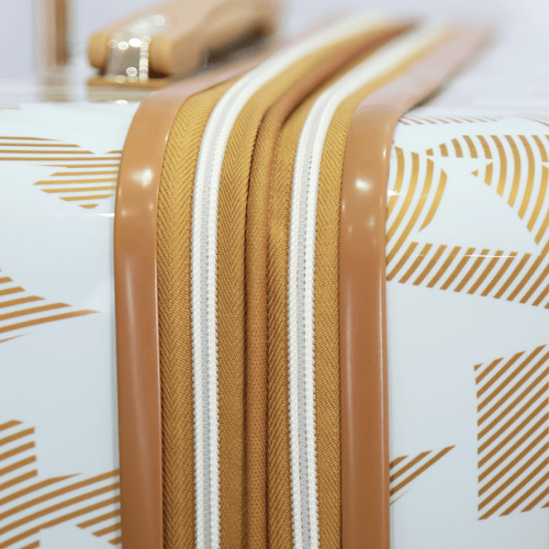 طقم حقائب ماركة دكني