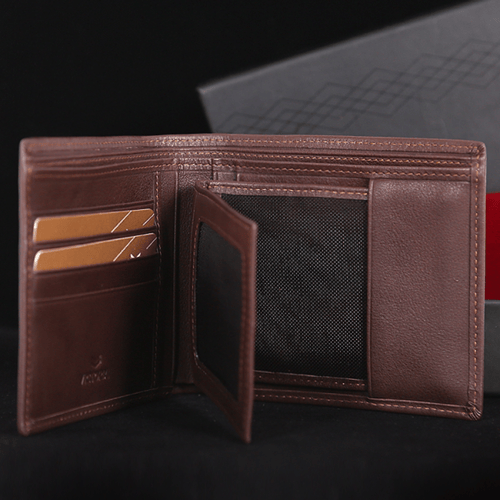 محفظه رجالي جلد طبيعي ماركه فكتوريا