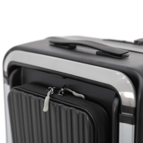 حقيبة سفر ماركة فكتوريا