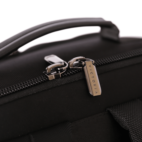 حقيبة ظهر ماركة فكتوريا