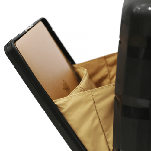 حقيبة من ماركة فكتوريا مقاس كابينة الطائرة