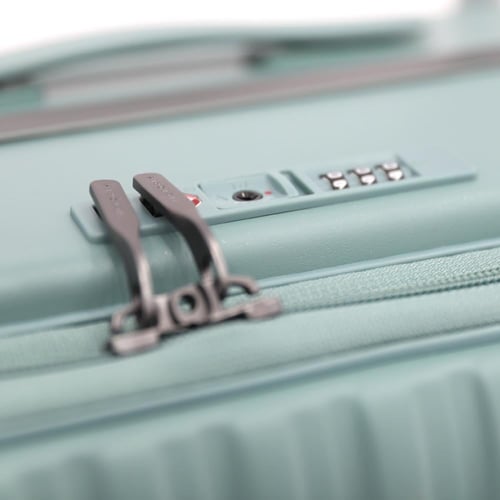 حقيبة سفر ماركة فكتوريا