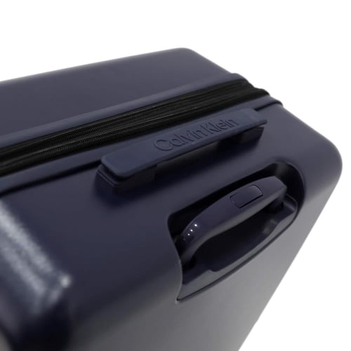 طقم حقائب إن ستيريو رينج من ماركة كالفن كلاين