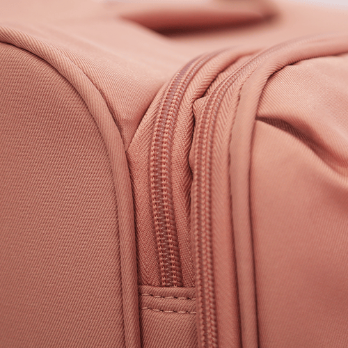 طقم حقائب ماركة دكني