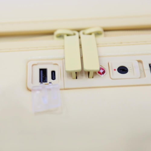 حقيبة ترولي صغير ماركة فكتوريا