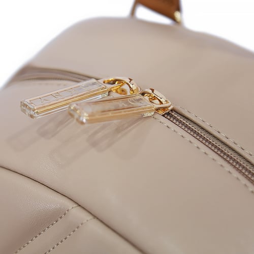 حقيبة ظهر بايس من ماركة دكني