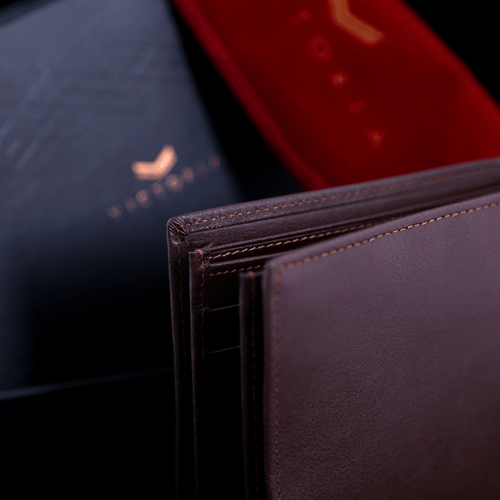 محفظه رجالي جلد طبيعي ماركه فكتوريا