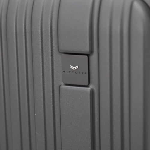 حقيبة سفر ماركة فكتوريا