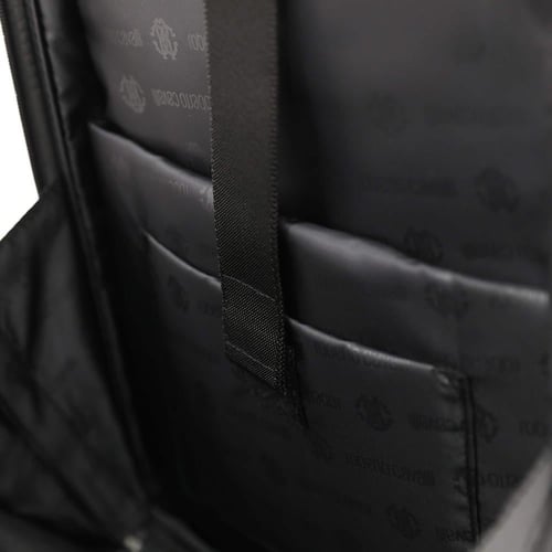 حقيبة مقاس صغير من ماركة روبير كفالي