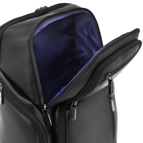 حقيبة ظهر ماركة فكتوريا