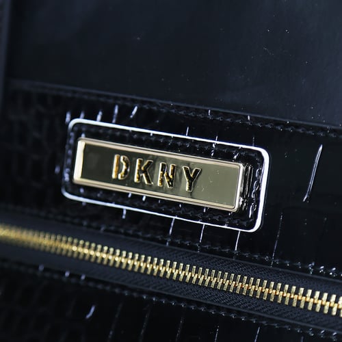 حقيبة كتف ماركة دكني