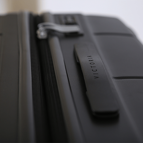 حقيبة ماركة فكتوريا مقاس وسط