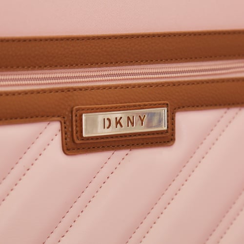 طقم حقائب ماركة دكنى