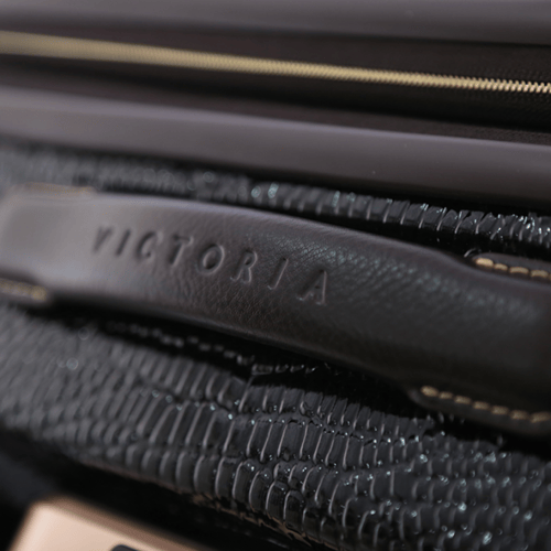 حقيبة سفر مقاس وسط ماركة فكتوريا