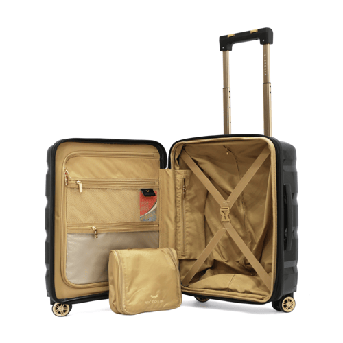 حقيبة من ماركة فكتوريا مقاس كابينة الطائرة