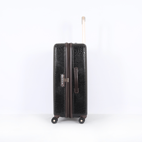 حقيبة سفرمقاس كبير ماركة فكتوريا