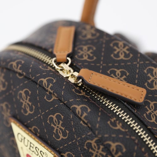 حقيبة ظهر بارستو من ماركة جيس