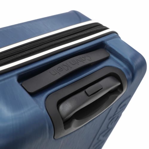 حقيبة مقاس صغير ماركة كالفن كلاين