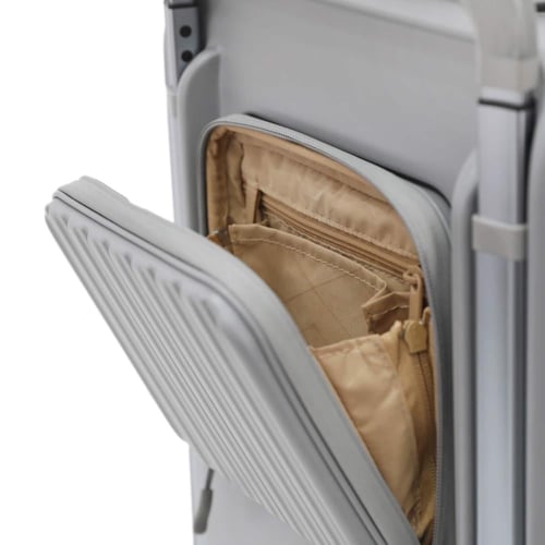 حقيبة سفر ماركة فكتوريا