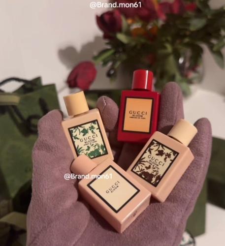 عطر قوتشي بلوم أخر كميّة مقطوع ميني 5 مل صب مع كيس...