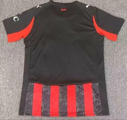 تيشيرت اسي ميلان اساسي 25/26 - نسخة جمهور