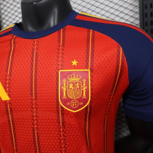 تيشيرت منتخب اسبانيا اساسي 25/26 - نسخة لاعبين