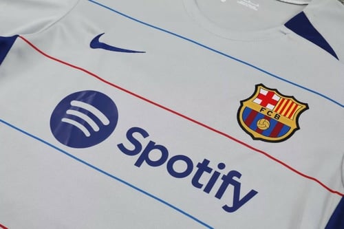 طقم تدريبات برشلونة 23/24