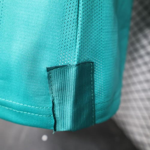 تيشيرت ليفربول الثالث 25/26 - نسخة لاعبين