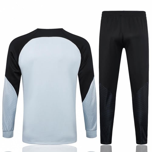 طقم تدريبات برشلونة 23/24