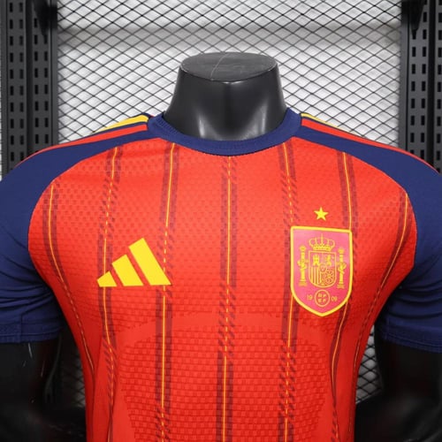 تيشيرت منتخب اسبانيا اساسي 25/26 - نسخة لاعبين