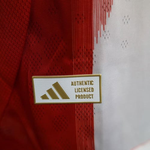 تيشيرت بايرن ميونيخ اساسي 25/26 - نسخة لاعبين