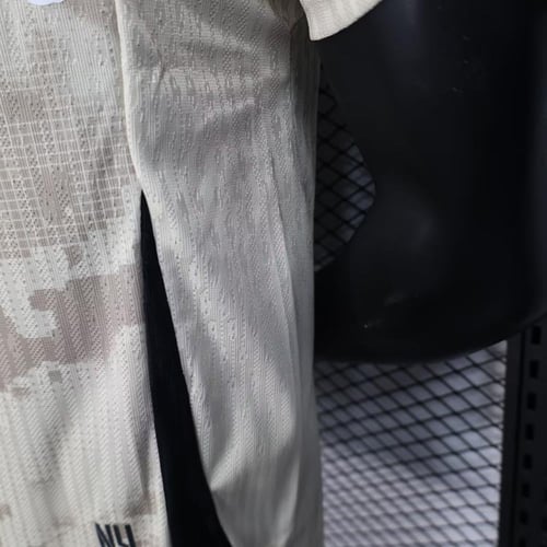 تيشيرت ريد بل براغانتينو احتياطي 25/26 - نسخة لاعب...