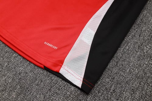 طقم تدريبات مانشيستر يونايتد 24/25