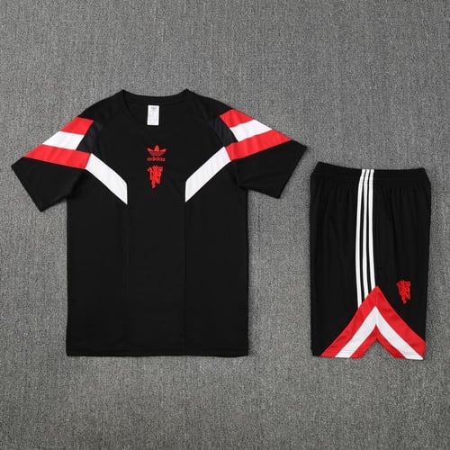 طقم تدريبات مانشيستر يونايتد 24/25