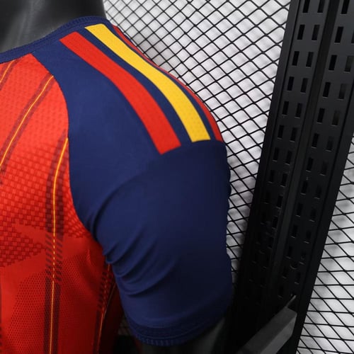 تيشيرت منتخب اسبانيا اساسي 25/26 - نسخة لاعبين