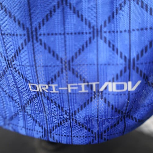 تيشيرت باريس احماء 25/26 - نسخة لاعبين