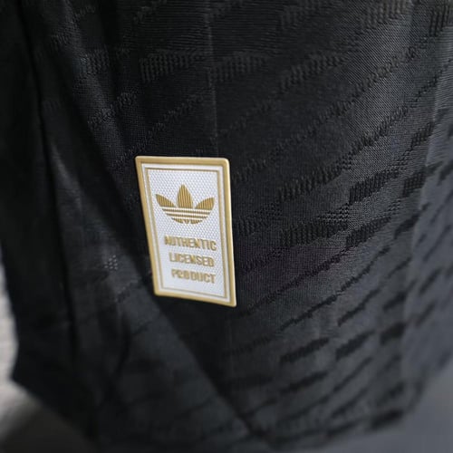 تيشيرت ريال مدريد حارس مرمى 25/26 - نسخة لاعبين