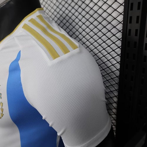 تيشيرت الارجنتين اساسي 25/26 - نسخة لاعبين