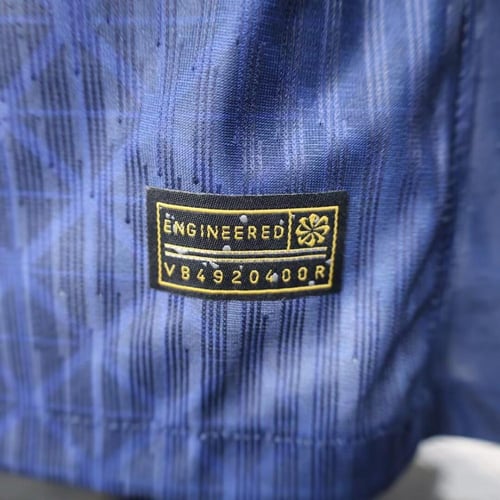 تيشيرت باريس اساسي 25/26 - نسخة لاعبين