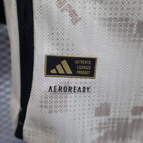 تيشيرت ريد بل براغانتينو احتياطي 25/26 - نسخة لاعب...