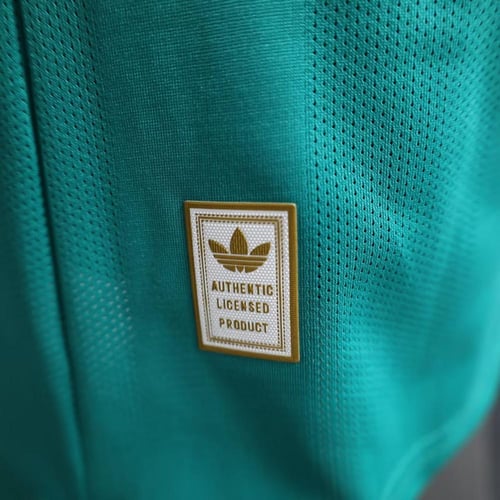 تيشيرت ليفربول الثالث 25/26 - نسخة لاعبين