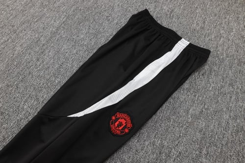 طقم تدريبات مانشستر يونايتد 24/25