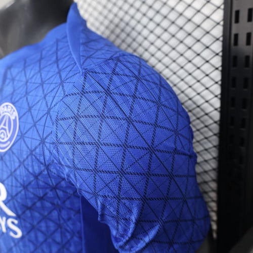 تيشيرت باريس احماء 25/26 - نسخة لاعبين