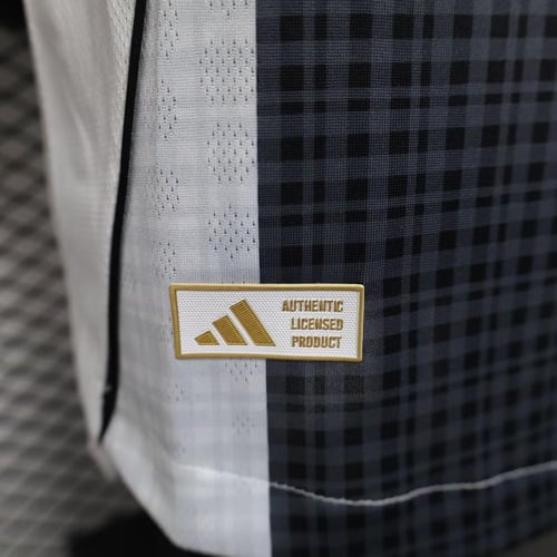 تيشيرت نيوكاسل اساسي 25/26 - نسخة لاعبين