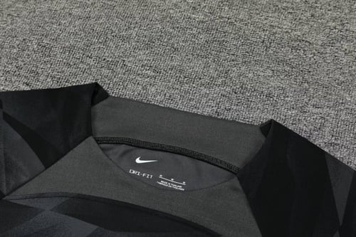 طقم تدريبات باريس 23/24