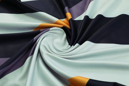 طقم تدريبات ريال مدريد 23/24