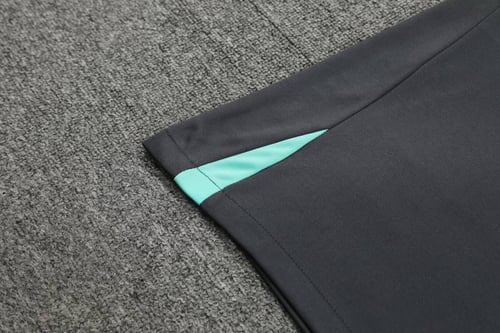 طقم تدريبات برشلونة 23/24