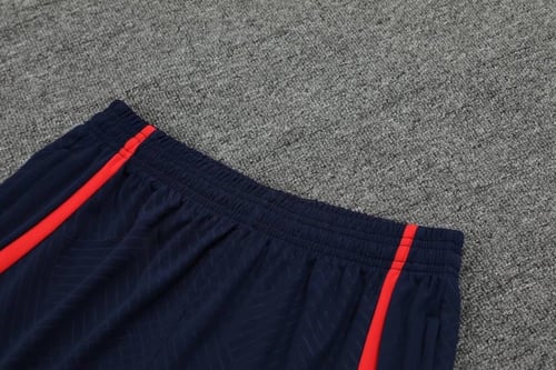 طقم تدريبات ليفربول 23/24