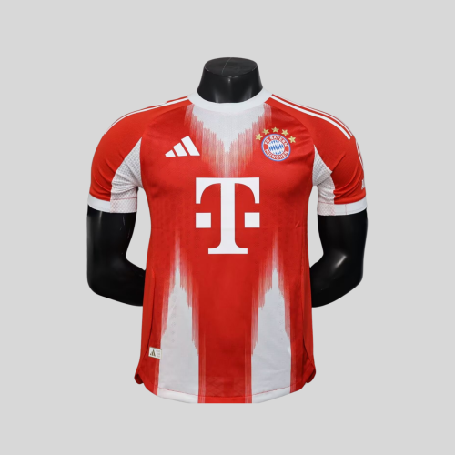 تيشيرت بارين ميونخ اساسي 25/26 - نسخة جمهور