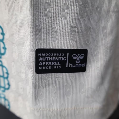 تيشيرت ريال بيتيس نسخة خاصة 25/26 - نسخة لاعبين